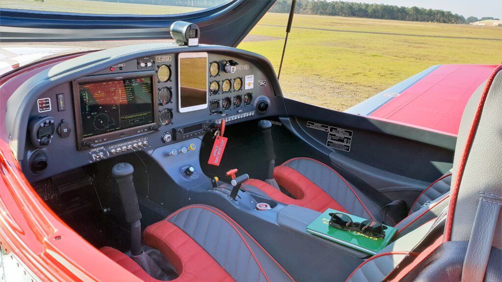 cockpit xl8 izi-fly